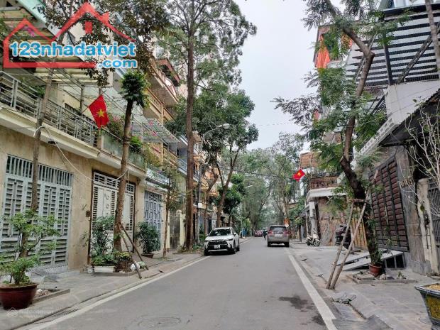 Bán nhà phân lô - lô góc phố Chiến thắng – Hà Đông– 55 m2 – 4 tầng - 10 tỷ