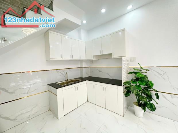 Bán nhà HXH 7m Đường Phạm Đăng Giảng, Bình Tân, 3 tầng, chỉ nhỉnh 2 tỷ - 3