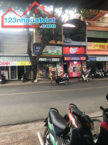 Nhà 2 tầng mặt tiền Trần Nhật Duật Phước Hòa dt 150m2 ngang 6,5m