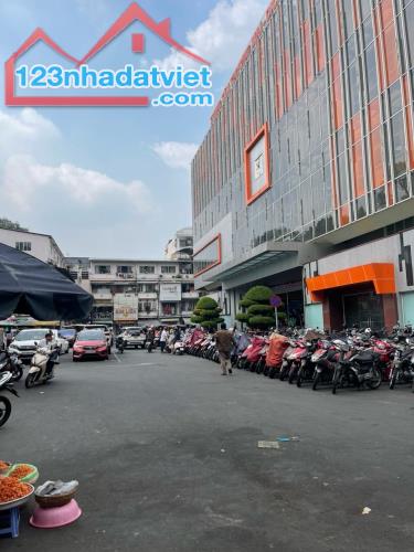 NHÀ MẶT TIỀN Q5, TẦNG 2, MUA Ở HAY CHO THUÊ,BÊN HÔNG CHỢ AN ĐÔNG.GIÁ 1.X TỎI