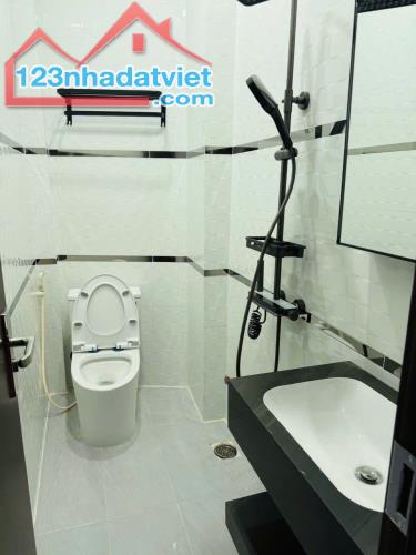 Bán nhà quận 11, Hàn Hải Nguyên, hẻm xe hơi, căn hộ dịch vụ, 57m2, 8.9 tỷ - 2