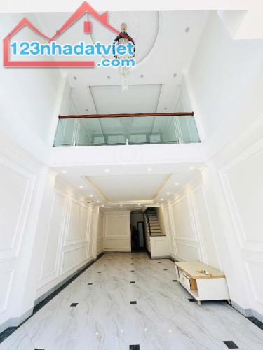 🏠 Bán nhà phố kim đồng, oto tải tránh, kinh doanh văn phòng 40m2 x 7t x 11,5 tỷ - 1