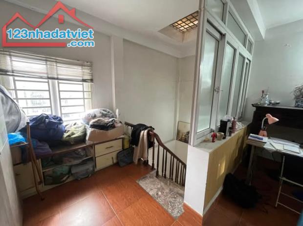 NGÕ NÔNG THẲNG THOÁNG 1 NGOẶT RA PHỐ - NHÀ ĐẸP Ở LUÔN - VÀI BƯỚC 3 GÁC TRÁNH - GẦN MẶT PHỐ - 3