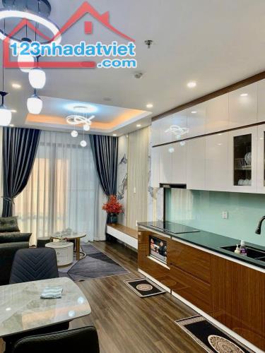 Cho thuê căn hộ 2 ngủ lô góc toà Lotus Hoàng Huy Commerce - 2