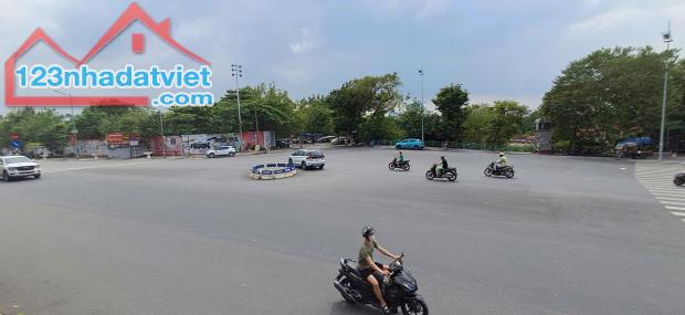 TÒA NHÀ CĂN HỘ MẶT PHỐ NGHI TÀM - VIEW TẦNG CAO BAO TRỌN HỒ TÂY. - 1