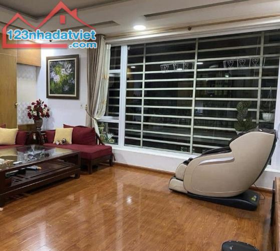 BÁN NHANH NHÀ PHỐ THÁI HÀ - ĐỐNG ĐA HAI MẶT NGÕ TRƯỚC SAU - PHÂN LÔ Ô TÔ 7 CHỖ NGỦ TRONG N - 1