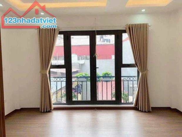 BÁN NHÀ- HOÀNG MAI-VỊ TRÍ ĐẸP- GẦN PHỐ- CHỈ HƠN 9 TỶ - 3