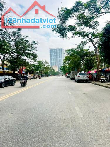 Bán 181m2 MT 6,6m Mặt đường Hồng Bàng, Sở Dầu, Hồng Bàng, Hải Phòng. 100tr/m2 VỊ TRÍ ĐẸP - 1