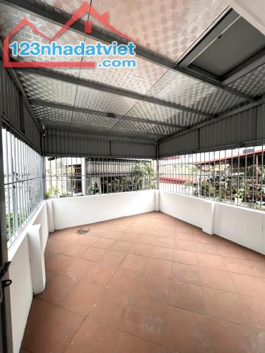 5,X TỶ - BÁN NHÀ TÂY SƠN - FULL NỘI THẤT - LÔ GÓC RẤT THOÁNG- NGÕ RỘNG 3M -- Ô TÔ ĐỖ GẦN - 2