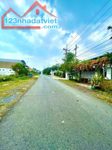 190m2 đất thổ mặt tiền đường nhựa hẻm Sông Lu, xã Hòa Phú, Củ Chi giá 2,5 tỷ
