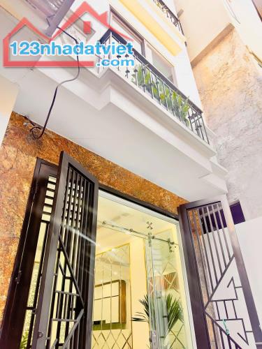 Bán Nhà Trung Tâm Quận Hoàng Mai - Diện Tích 35m2, Giá Chỉ Hơn 5 Tỷ!