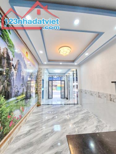 Bán nhà 3 lầu 64m2 mặt tiền đường Phạm Thế Hiển P.7 Quận 8 - 1