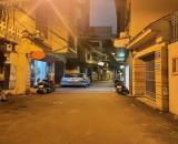 Bán tòa nhà mặt phố Xuân Thuỷ, Cầu Giấy 52 m2, 4T, ô tô đỗ cổng, giá hơn 12 tỷ