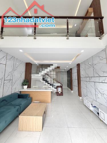 Bán Nhà Phường Thạnh Xuân- Quận 12.LH: 0967398562.