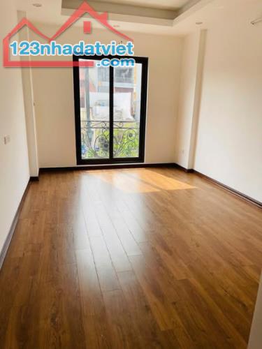 Phúc lợi long biên, nhà mới, 1 nhà ra ô tô, - 2