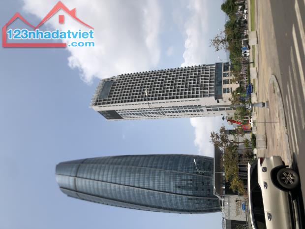 Biệt thự 405 m2 đường Nguyễn Du , Thạch thang, Hải Châu nhỉnh 130 triệu/ m2
