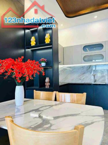 Cần bán nhanh căn nhà đẹp- giá tốt vị trí  tại phường Hòa Phát, quận Cẩm Lệ, TP Đà Nẵng - 1