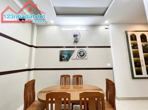BÁN NHÀ MỚI , HẺM XE TẢI 8M, PHAN HUY ÍCH, TÂN BÌNH, 72M, 3 TẦNG, CHỈ 7.57 TỶ TL - 1