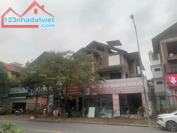 Bán biệt thự xây thô khu đô thị Việt Hưng Long Biên HN - 1