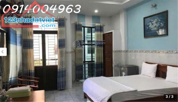 Bán khách sạn 6 tầng ở đường Chương Dương, phường Nguyễn Văn Cừ