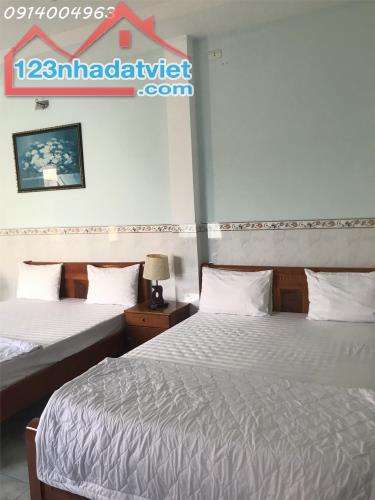 Bán khách sạn 6 tầng ở đường Chương Dương, phường Nguyễn Văn Cừ - 1