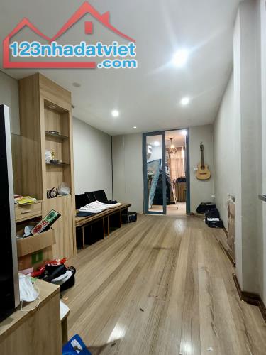 Bán Nhà Phạm Ngọc Thạch. Đống Đa 2 Mặt Ngõ. Ô Tô . Vỉa Hè. DT 40m2. 6 Tầng. Giá 8,98 Tỷ - 1