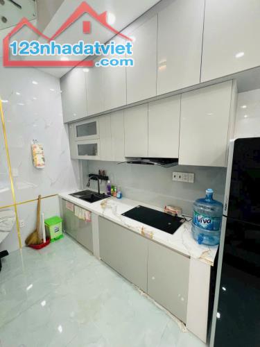 🔥🔥️Chỉ 6.8Tỷ TL, Nhà Mới Đẹp 4Tầng HXH Full Nội Thất Ngay Trần Bình Trọng-Cao Đạt Q5 - 2