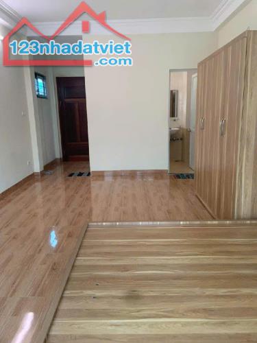 RẺ NHÁT TRƯƠNG ĐỊNH, 20M RA PHỐ, SÂN CỔNG RIÊNG, 80M2 GIÁ CHỈ 12 TỶ - 2