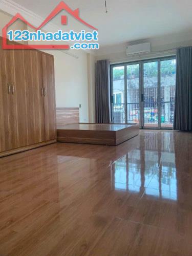 RẺ NHÁT TRƯƠNG ĐỊNH, 20M RA PHỐ, SÂN CỔNG RIÊNG, 80M2 GIÁ CHỈ 12 TỶ - 3