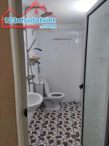 Bán nhà 3 tầng về sơn sửa lại ngõ 89 An Đà - 3