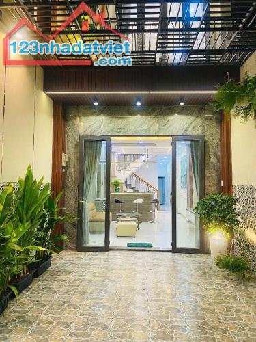 Bán nhà  2 tầng phường thạnh Lộc quận 12