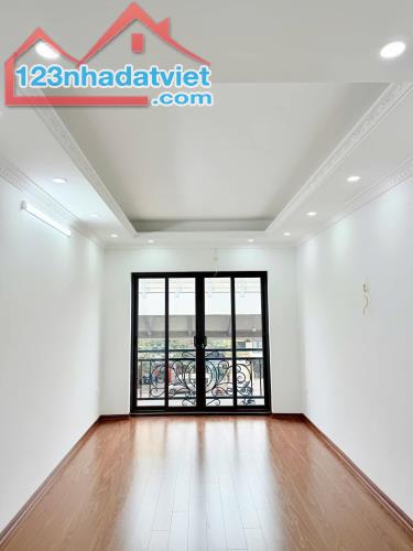 MẶT PHỐ MINH KHAI, 55M, 6T, THANG MÁY, Ô TÔ TRÁNH, KINH DOANH, VỈA HÈ, CHỈ 24 TỶ. - 2