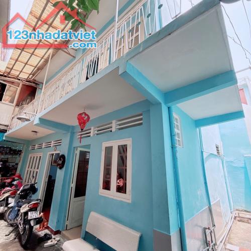 QUẬN CMT8 55M2 2TẦNG H3GÁC SÁT HXH NGANG GẦN 6M NỞ HẬU CHỈ 6.3TỶ TL CHÍNH CHỦ