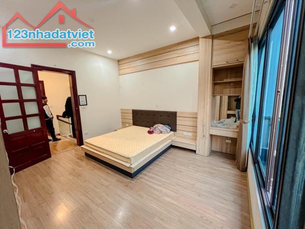 Hoàng Văn Thái – Phân lô quân đội 55m2 x 4 tầng, MT 4.7m, giá chỉ 19,3 tỷ. - 1