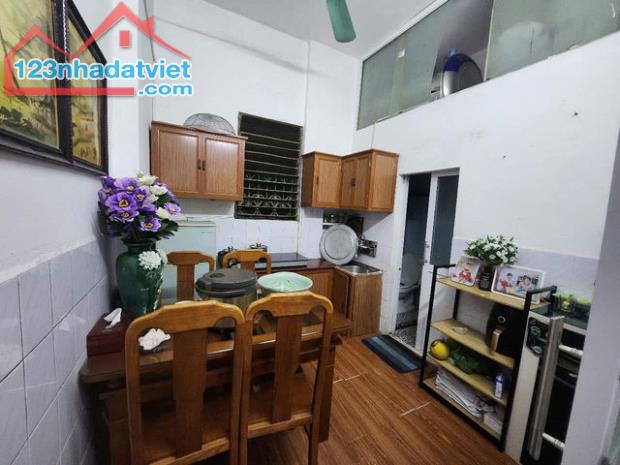 Định Công mặt phố kinh doanh, vỉa hè, 23m2 sổ đỏ chỉ 7.79 tỷ - 2
