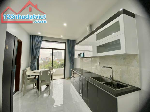 Cho thuê căn hộ 1 ngủ tách bếp giá chỉ 7tr tại Vinhomes Marina
