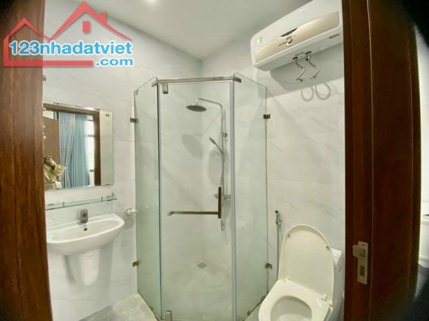 Cho thuê căn hộ 1 ngủ tách bếp giá chỉ 7tr tại Vinhomes Marina - 4
