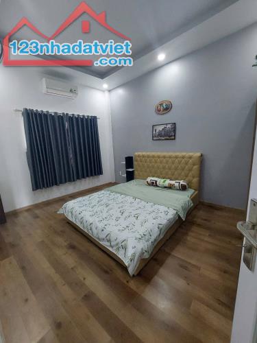 Nhà bán ,Nội thất đẹp, 80m2 ,hẻm xe tải ,huỳnh tấn phát - 2