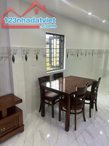 BÁN NHÀ GÁC LỮNG QUANG CHÂU ngang 9m Diện tích 206m2( 9x22m) - 3