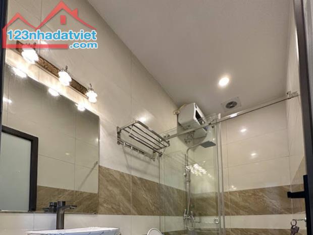 Bán nhà đẹp lung linh phố, diện tích 40m2 x giá 6 tỷ - 2