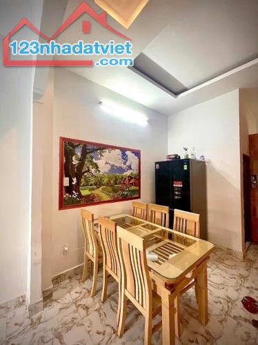 ► Nhà kiệt Lê Văn Hưu gần Chợ Bắc Mỹ An, 65m2, 3 tầng cực đẹp, 3.45 tỷ - 2