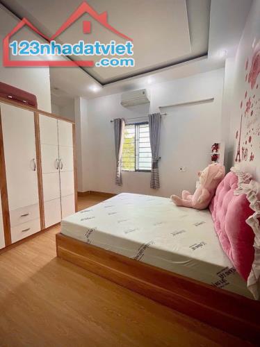 ► Nhà kiệt Lê Văn Hưu gần Chợ Bắc Mỹ An, 65m2, 3 tầng cực đẹp, 3.45 tỷ - 3