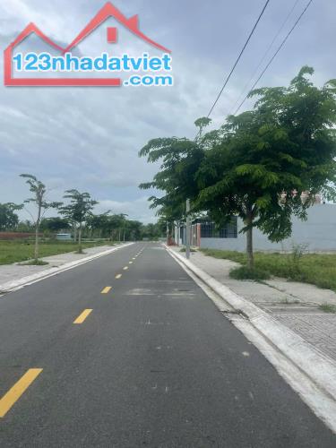 bán lô đất  mặt tiền đường  nhựa tam phước gần tỉnh lộ 44b ,dt 5x21m có 85mtc