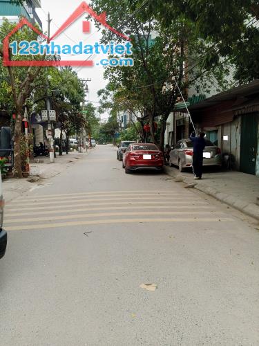 BÁN NHÀ KHUYẾN LƯƠNG - Ô TÔ ĐỖ CỬA – PHÂN LÔ VỈA HÈ - NHỈNH 7 TỶ