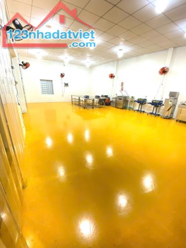 Nhà xưởng mặt tiền đường Bến Than, xã Hòa Phú, Củ Chi tổng dt 836m2 giá 19 tỷ - 1