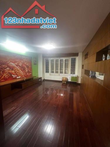 Bán Nhà Khu Đô Thị Đại Kim, Kinh doanh, vỉa hè 3 ô tô tránh DT 55m2. Giá 18 tỷ - 2