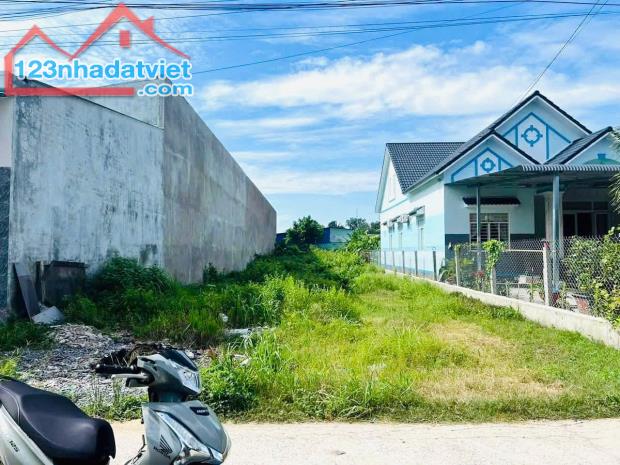 Bán Đất Thổ Cư Gầ Bệnh Viên Xuyên Á, DT 130m2, Sổ Hồng Riêng, Giá 680 Triệu