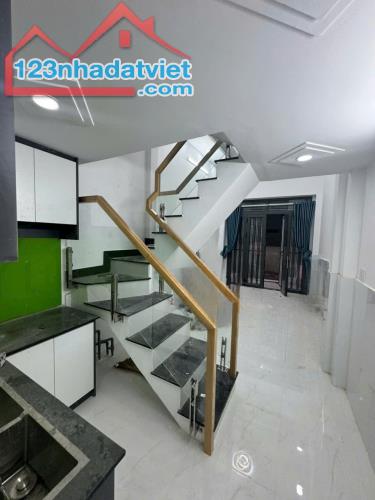 NHỎ CÓ VÕ - ĐƯỜNG SỐ 14A - 25M2 - 3 TẦNG 3PN 2WC - GIÁ CHỈ 3.35 TỶ - 1