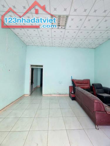 NHÀ PHÚ TÂN LIỀN KỀ ĐẠI LỘ ĐỒNG KHỞI HẺM XE Ô TÔ 7 CHỖ - 2