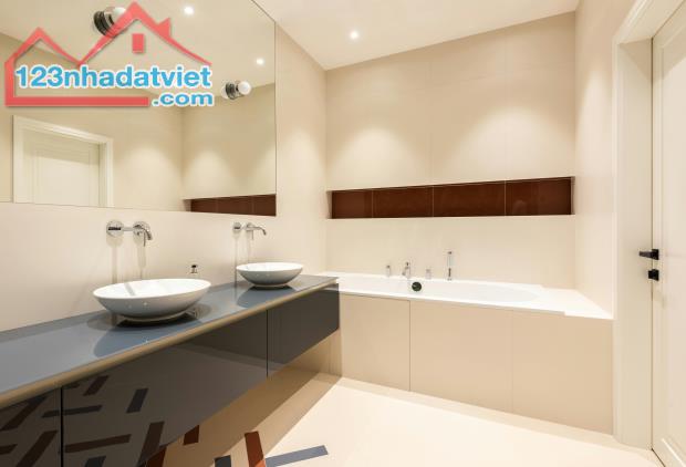 Mặt Tiền Kinh Doanh Biển Mỹ Khê- Dương Tự Minh Quận Sơn Trà-Đường 10m5- 110m2- Giá :7 Tỷ 9 - 2